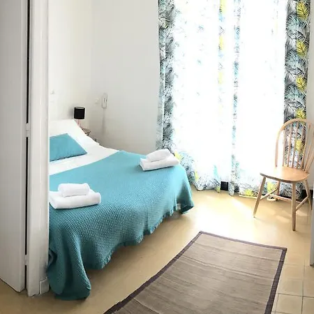 Du Commerce Szálloda